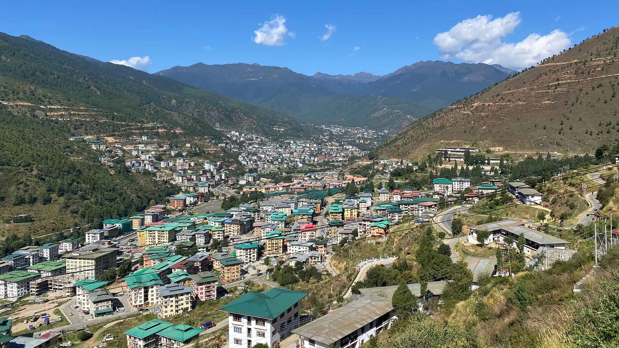 THIMPHU NEHİR KENARININ YENİLENMESİ