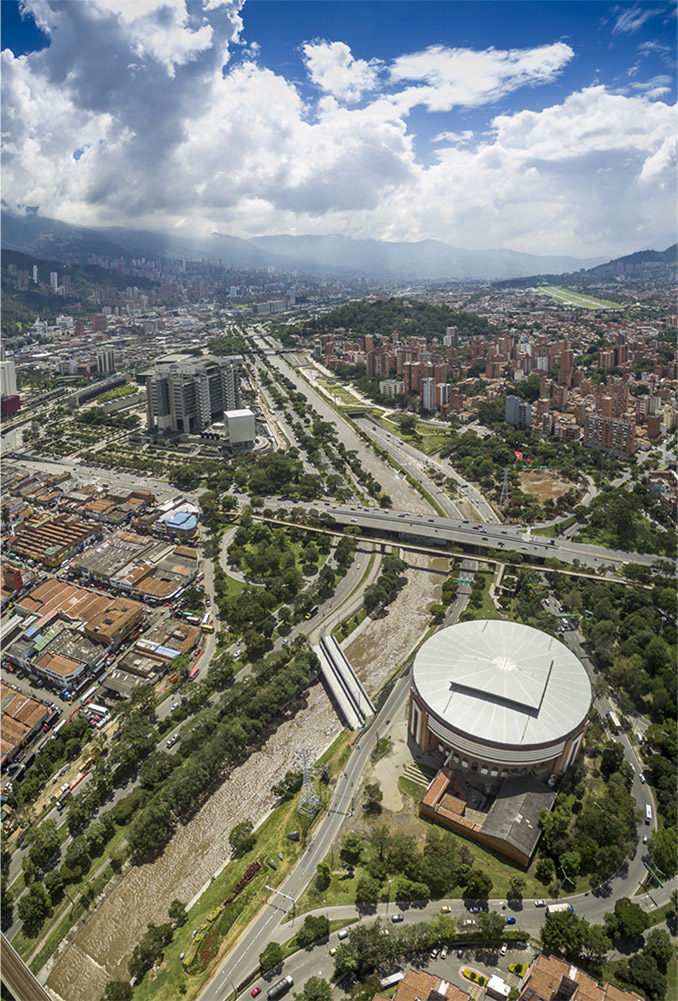 MEDELLÍN NEHİR PARKLARI